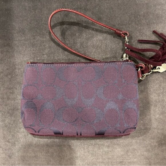 Vintage Coach 2004 Signature C Logo Capacity Wristlet Clutch - Picture 3 of 7